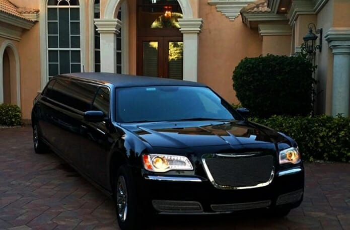 Top 5 Reasons to Hire a Car or Limo Service